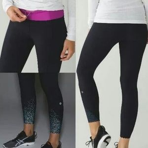 SOLD!LULULEMON tight stuff stuff